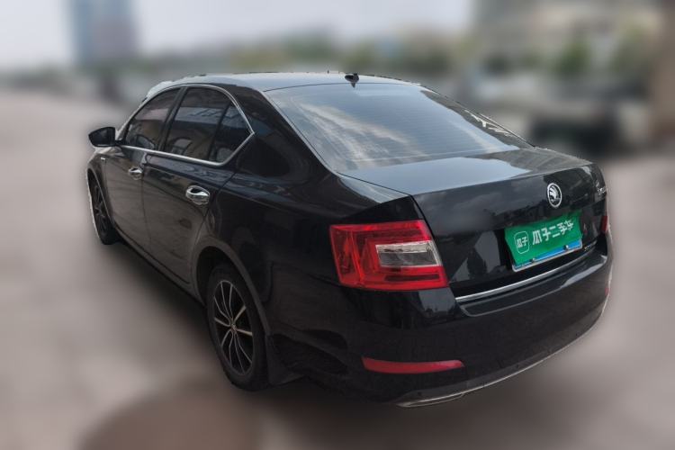 Used Skoda Octavia 2017 1.6L Manual Smart Drive Edition Rear Left 45 Deg