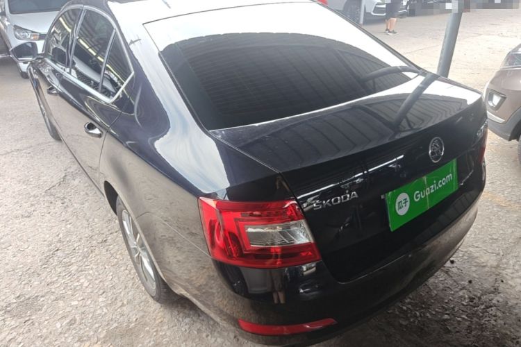 Used Skoda Octavia 2017 Classic Model 1.6L Manual Comfort Edition Rear Left 45 Deg
