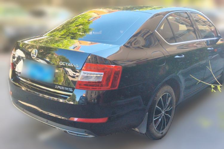 Used Skoda Octavia 2017 TSI280 DSG Smart Drive Edition Rear Right 45 Deg