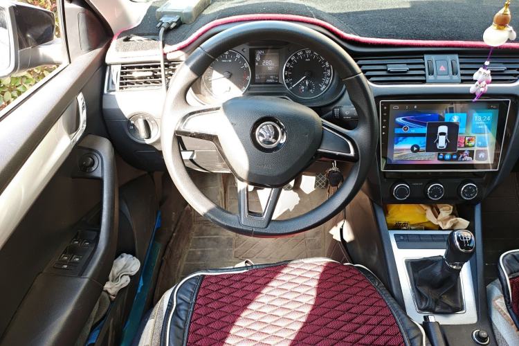 Used Skoda Octavia 2017 1.6L Manual Trend Edition Steering Wheel