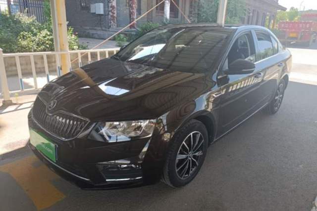 Used Skoda Octavia 2017 1.6L Automatic Smart Drive Edition