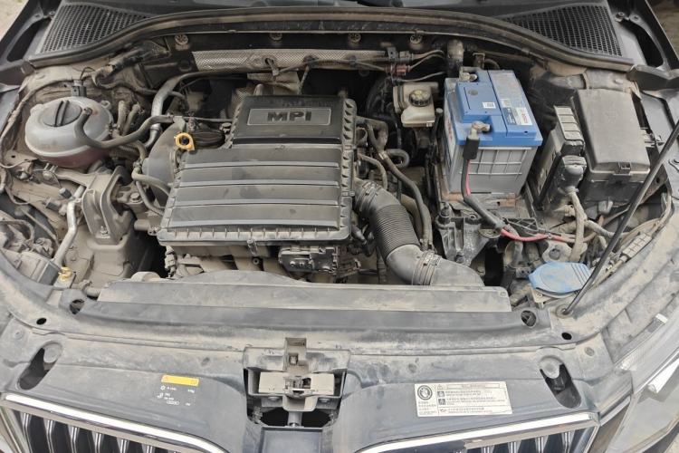 Used Skoda Octavia 2017 1.6L Automatic Chuanxing Edition Engine Bay