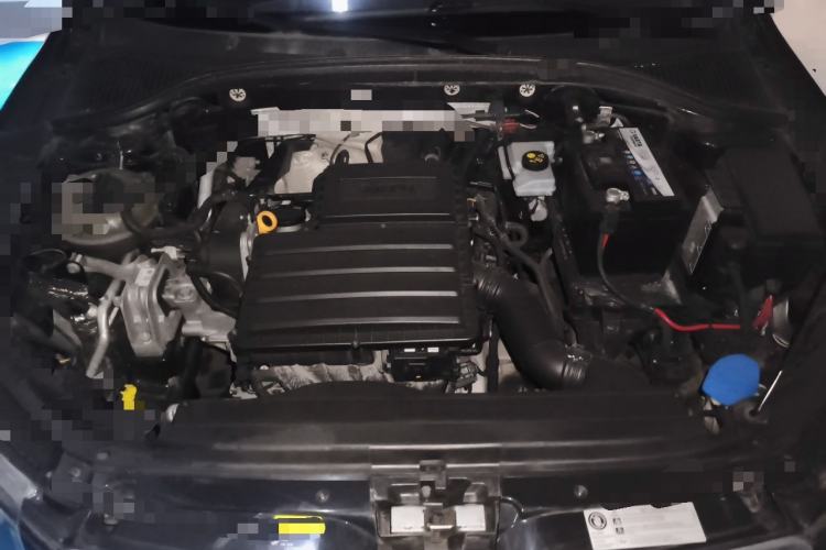 Used Skoda Octavia 2017 1.6L Manual Smart Drive Edition Engine Bay