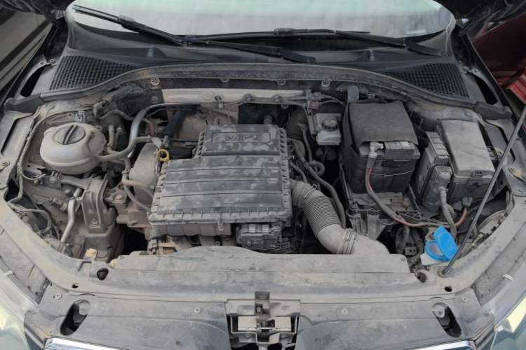 Used Skoda Octavia 2017 1.6L Manual Trend Edition Engine Bay