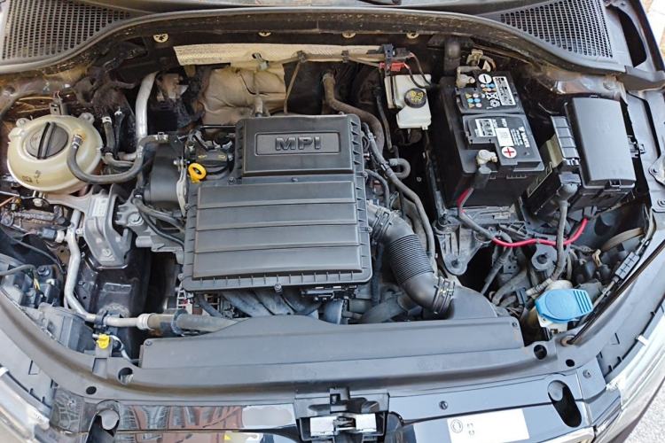 Used Skoda Octavia 2017 1.6L Manual Smart Drive Edition Engine Bay