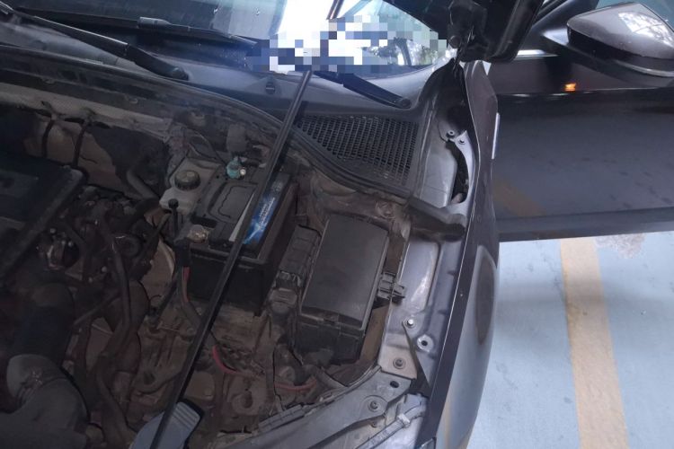 Used Skoda Octavia 2017 1.6L Automatic Smart Drive Edition Engine Bay Left