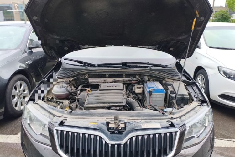 Used Skoda Octavia 2017 1.6L Automatic Smart Drive Edition Engine Bay