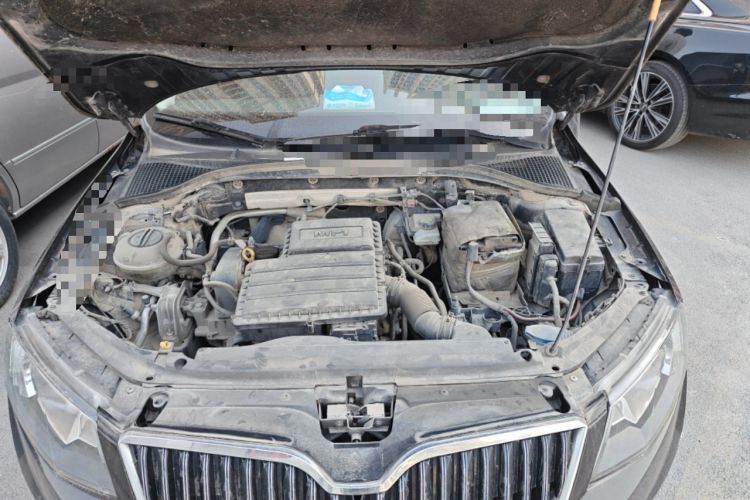 Used Skoda Octavia 2017 1.6L Manual Smart Drive Edition Engine Bay
