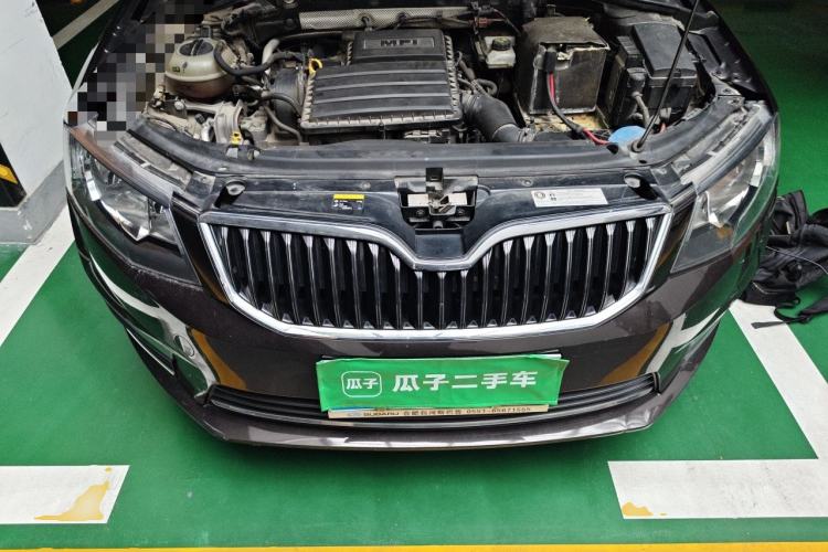 Used Skoda Octavia 2017 1.6L Manual Smart Drive Edition Engine Bay