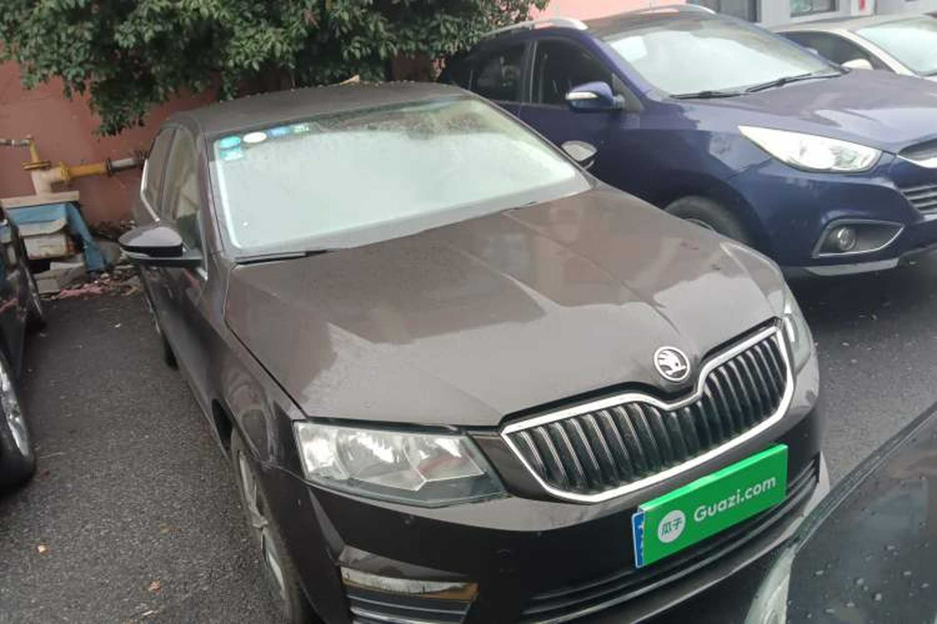 Used Skoda Octavia 2017 Classic Model 1.6L Automatic Comfort Edition Exterior 1