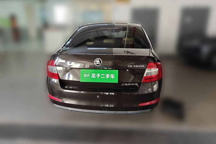 Used Skoda Octavia 2017 1.6L Automatic Chuanxing Edition Exterior 4