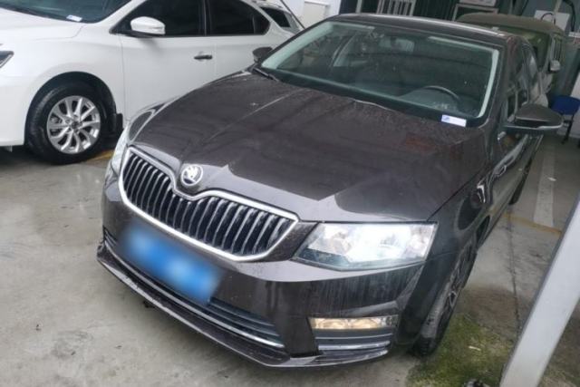 Used Skoda Octavia 2017 1.6L Automatic Smart Drive Edition