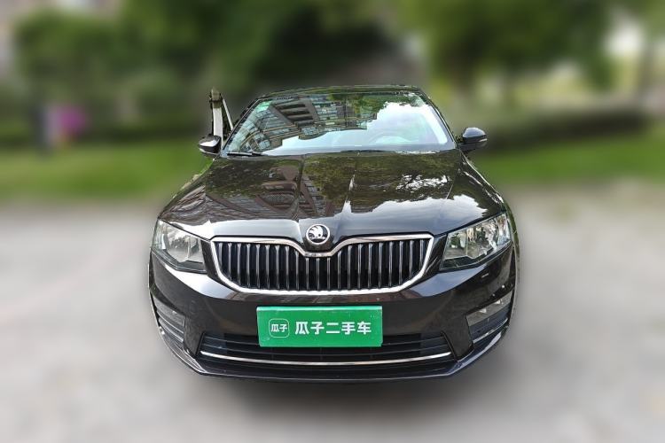 Used Skoda Octavia 2017 1.6L Automatic Chuanxing Edition Front