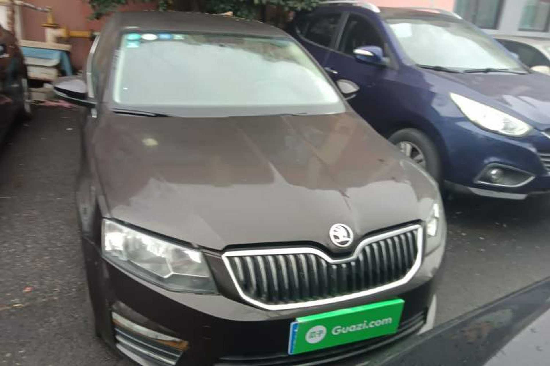 Used Skoda Octavia 2017 Classic Model 1.6L Automatic Comfort Edition Front