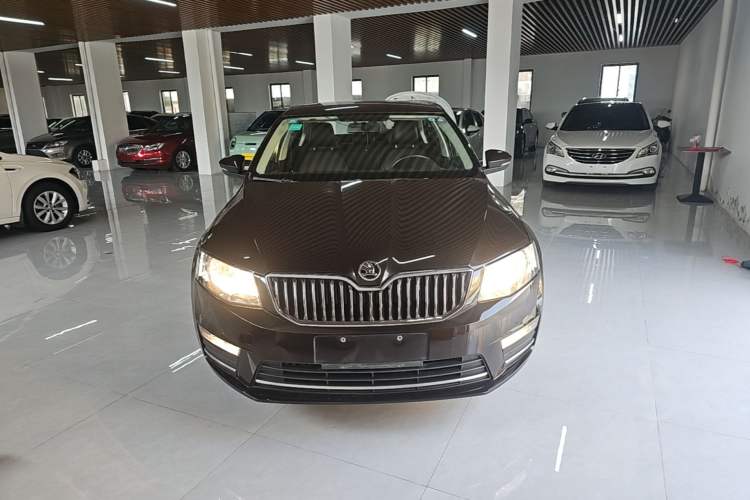 Used Skoda Octavia 2017 1.6L Automatic Chuanxing Edition Front