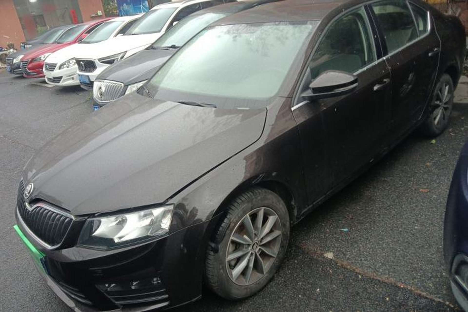 Used Skoda Octavia 2017 Classic Model 1.6L Automatic Comfort Edition Front Left 45 Deg