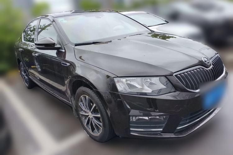 Used Skoda Octavia 2017 1.6L Automatic Smart Drive Edition Front Right 45 Deg