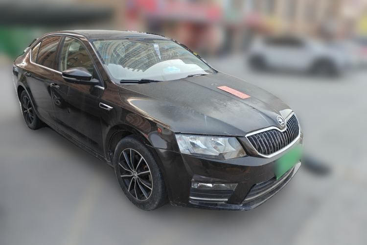 Used Skoda Octavia 2017 1.6L Manual Smart Drive Edition Front Right 45 Deg