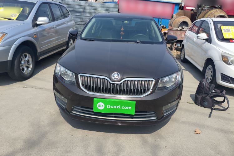 Used Skoda Octavia 2017 1.6L Automatic Chuanxing Edition Front
