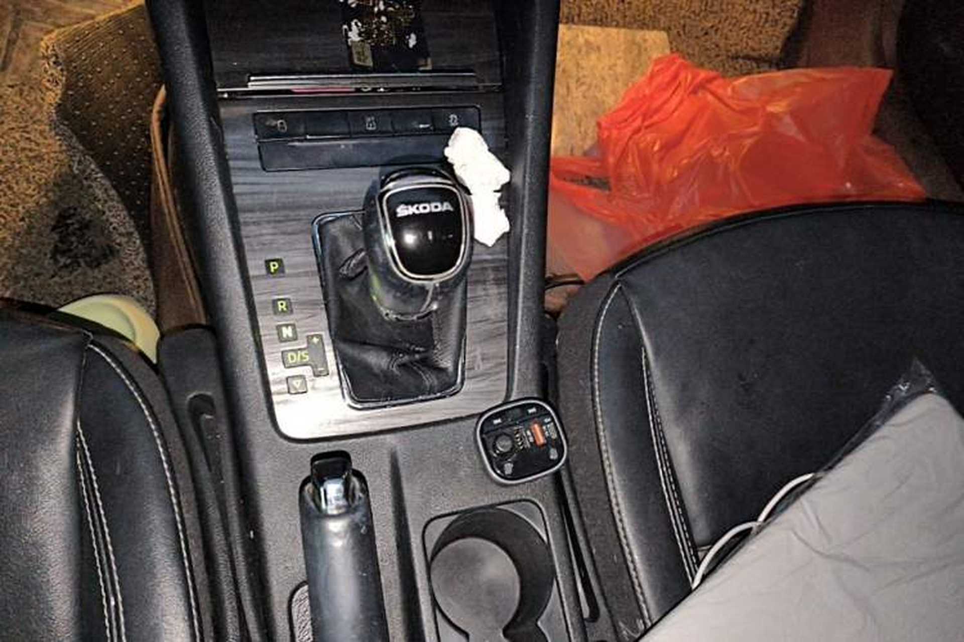 Used Skoda Octavia 2017 1.6L Automatic Smart Drive Edition Gear Lever