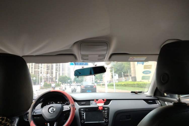 Used Skoda Octavia 2017 1.6L Automatic Chuanxing Edition Headliner