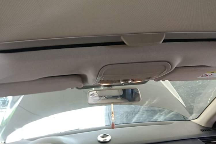 Used Skoda Octavia 2017 1.6L Automatic Smart Drive Edition Headliner