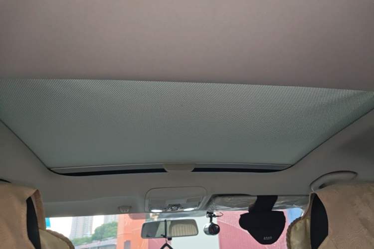 Used Skoda Octavia 2017 1.6L Manual Smart Drive Edition Headliner