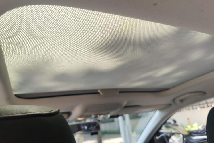 Used Skoda Octavia 2017 1.6L Automatic Smart Drive Edition Headliner