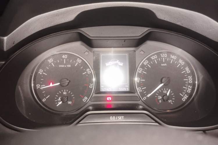 Used Skoda Octavia 2017 1.6L Manual Smart Drive Edition Instrument Cluster