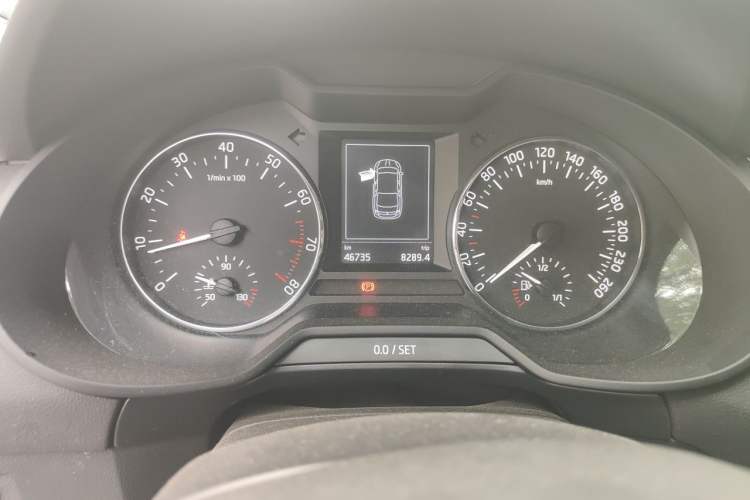 Used Skoda Octavia 2017 TSI280 DSG Smart Drive Edition Instrument Cluster