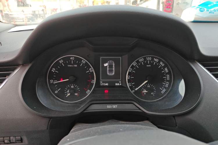 Used Skoda Octavia 2017 1.6L Manual Smart Drive Edition Instrument Cluster