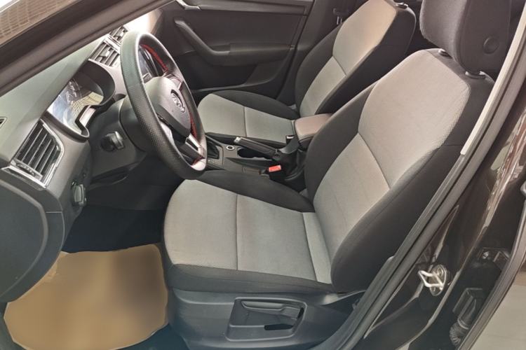 Used Skoda Octavia 2017 Classic Model 1.6L Automatic Comfort Edition Left Front Seat