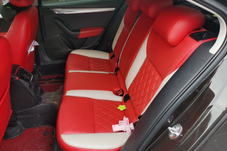 Used Skoda Octavia 2017 1.6L Automatic Chuanxing Edition Left Rear Seat