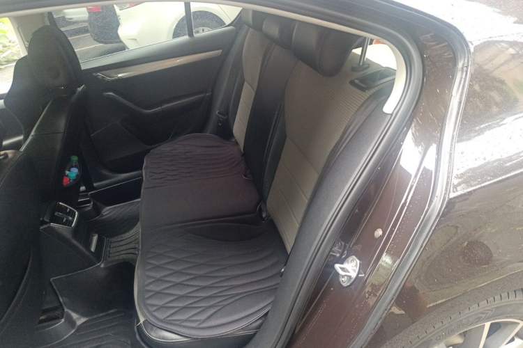 Used Skoda Octavia 2017 1.6L Automatic Chuanxing Edition Left Rear Seat