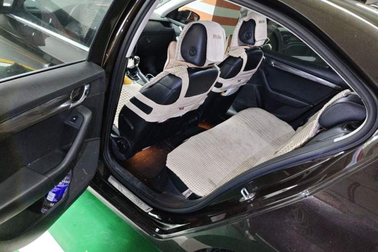 Used Skoda Octavia 2017 1.6L Manual Smart Drive Edition Left Rear Seat