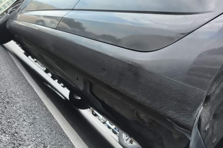 Used Skoda Octavia 2017 1.6L Automatic Smart Drive Edition Left Side Sill