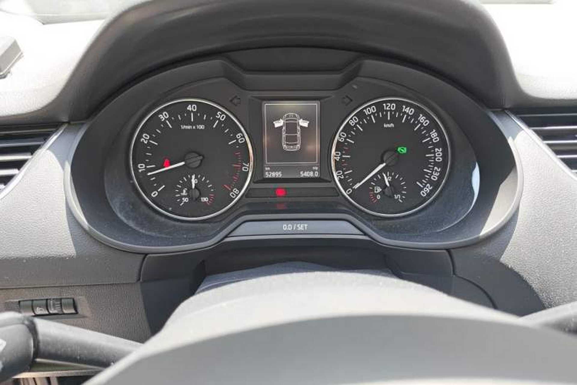Used Skoda Octavia 2017 1.6L Automatic Smart Drive Edition Odometer Close Up