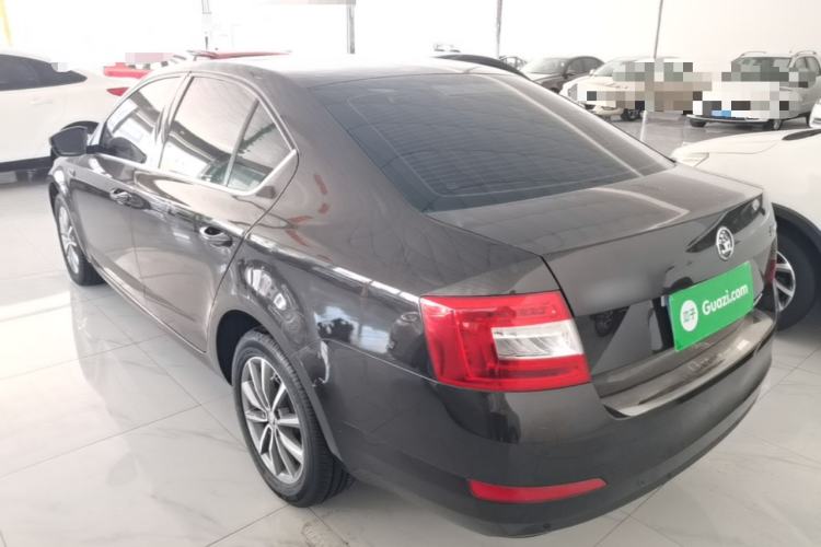 Used Skoda Octavia 2017 1.6L Automatic Chuanxing Edition Rear Left 45 Deg