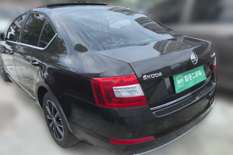 Used Skoda Octavia 2017 1.6L Manual Smart Drive Edition Rear Left 45 Deg