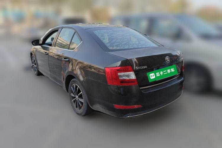 Used Skoda Octavia 2017 1.6L Manual Smart Drive Edition Rear Left 45 Deg