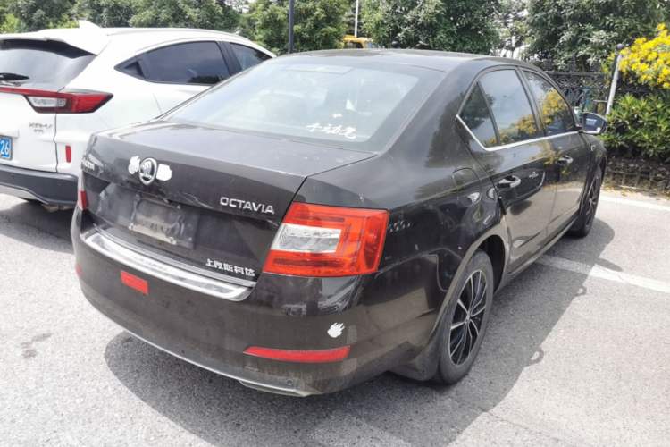 Used Skoda Octavia 2017 1.6L Automatic Smart Drive Edition Rear Right 45 Deg