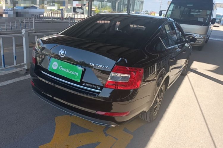 Used Skoda Octavia 2017 1.6L Automatic Smart Drive Edition Rear Right 45 Deg