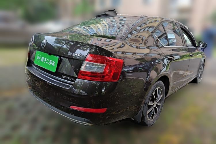 Used Skoda Octavia 2017 1.6L Automatic Smart Drive Edition Rear Right 45 Deg