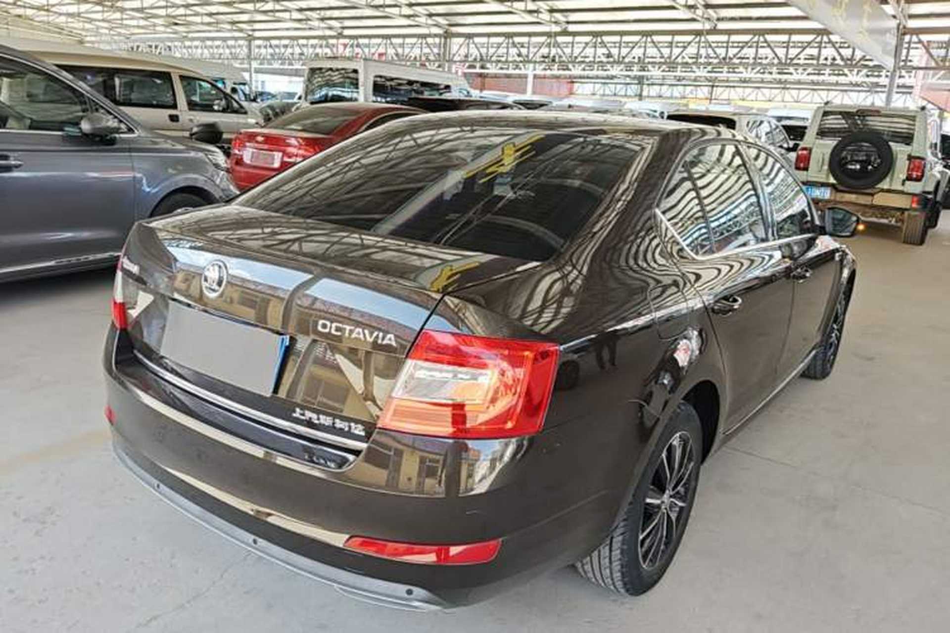 Used Skoda Octavia 2017 1.6L Automatic Smart Drive Edition Rear Right 45 Deg