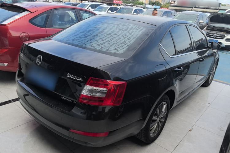 Used Skoda Octavia 2017 1.6L Manual Trend Edition Rear Right 45 Deg