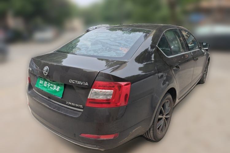 Used Skoda Octavia 2017 1.6L Automatic Smart Drive Edition Rear Right 45 Deg