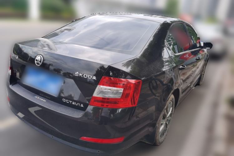 Used Skoda Octavia 2017 1.6L Automatic Chuanxing Edition Rear Right 45 Deg