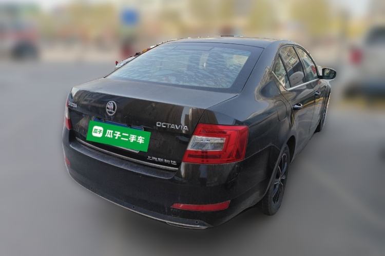 Used Skoda Octavia 2017 1.6L Manual Smart Drive Edition Rear Right 45 Deg