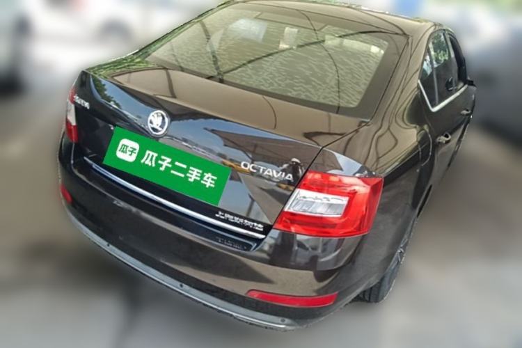 Used Skoda Octavia 2017 1.6L Automatic Smart Drive Edition Rear Right 45 Deg