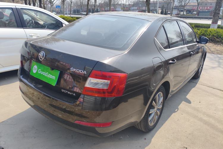 Used Skoda Octavia 2017 1.6L Automatic Chuanxing Edition Rear Right 45 Deg
